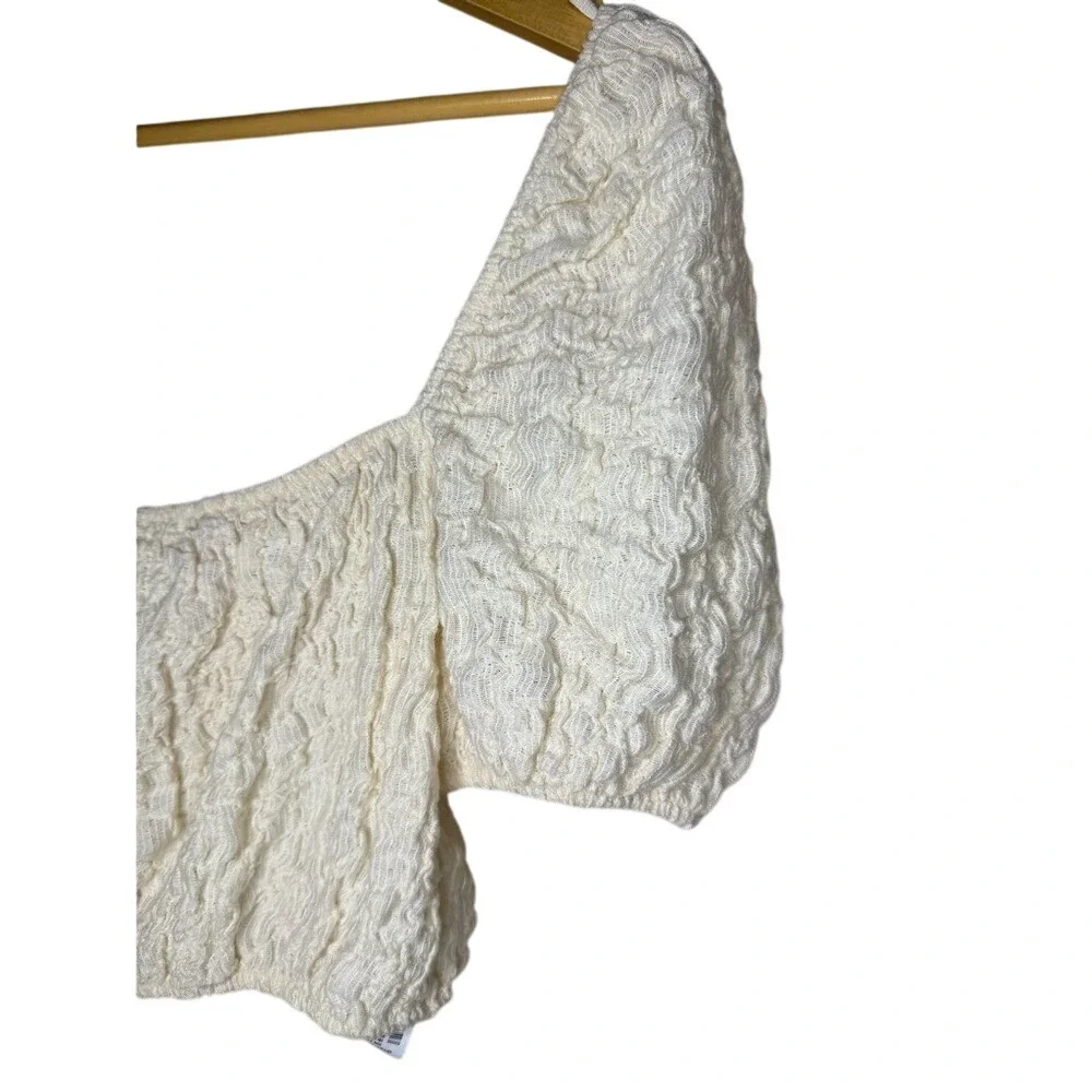 Zara Textured Smocked Crop Top Cream Puff Sleeve‎ Cottagecore Blouse S